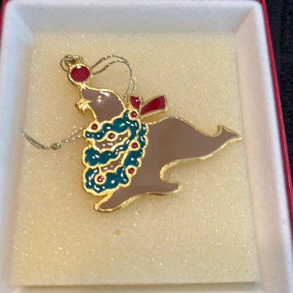 Ornament - Picture 1 of 4